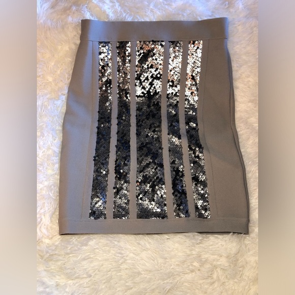 VENUS Grey and Silver Sequin Bandage Mini Skirt size XS-S NWOT - Picture 7 of 14